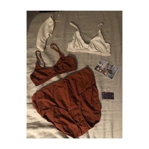 Pansy Rust L bralette and rust XL panties